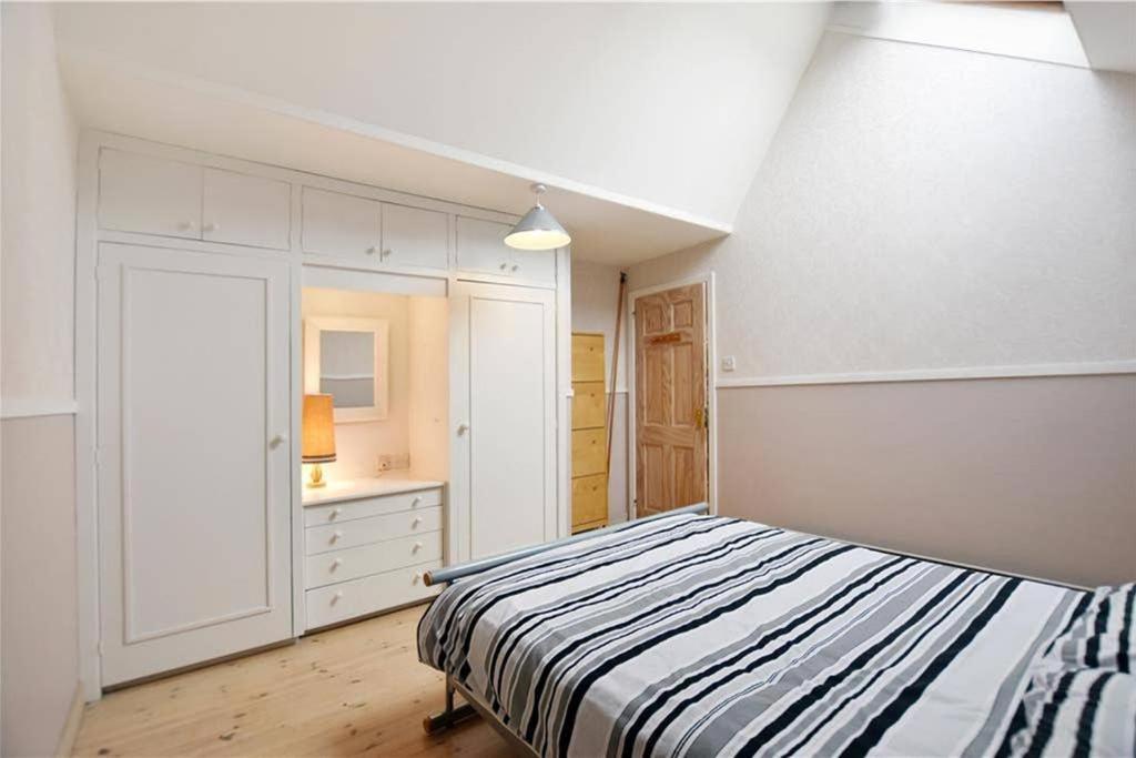 Villa Unique, Perfectly Located Town Centre House Lerwick Exterior foto